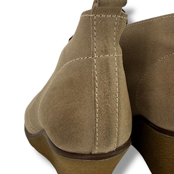 Boden Suede Wedge Ankle Boots Womens Size 38 7 7.5 Beige Lace Up Chukka - Picture 7 of 11
